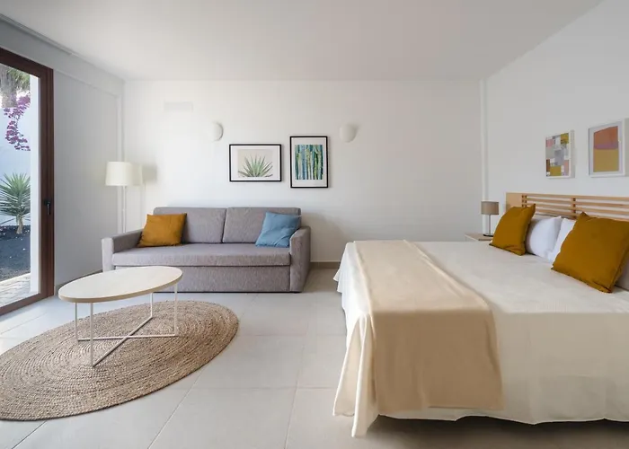 Altos De Lanzarote וילה פלאיה בלנקה